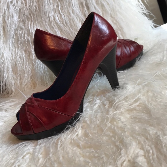 Madden Girl red high heels - Picture 3 of 6